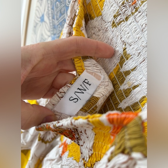 S/W/F One shoulder layered maxi dress in yellow sunflower print - Picture 6 of 8